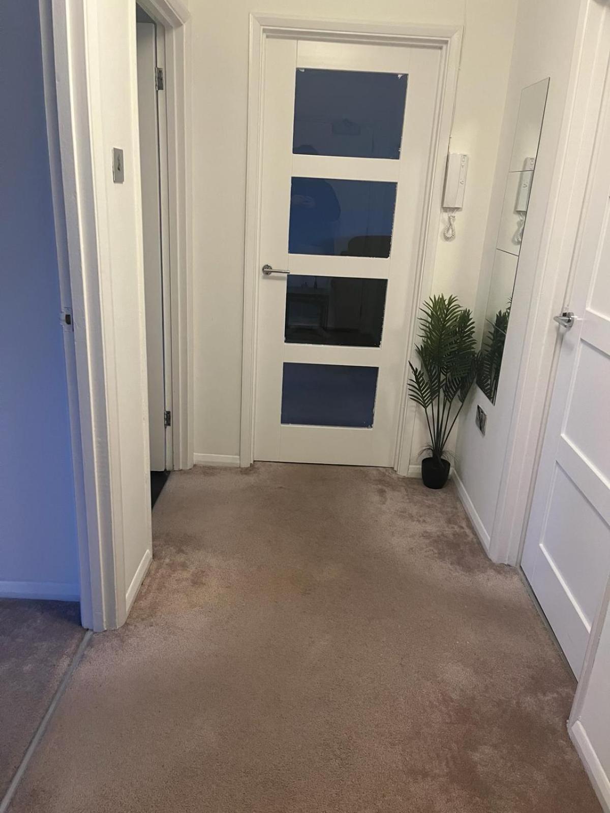 New Stylish 2-bed Retreat In Apartmán Windsor