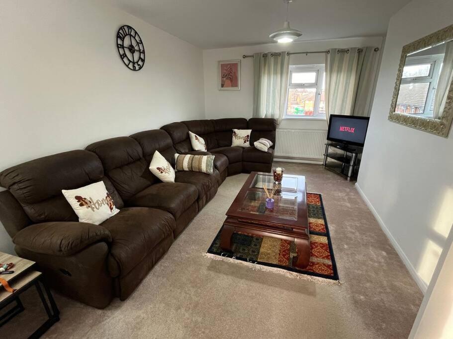 New Stylish 2-bed Retreat In Apartmán *